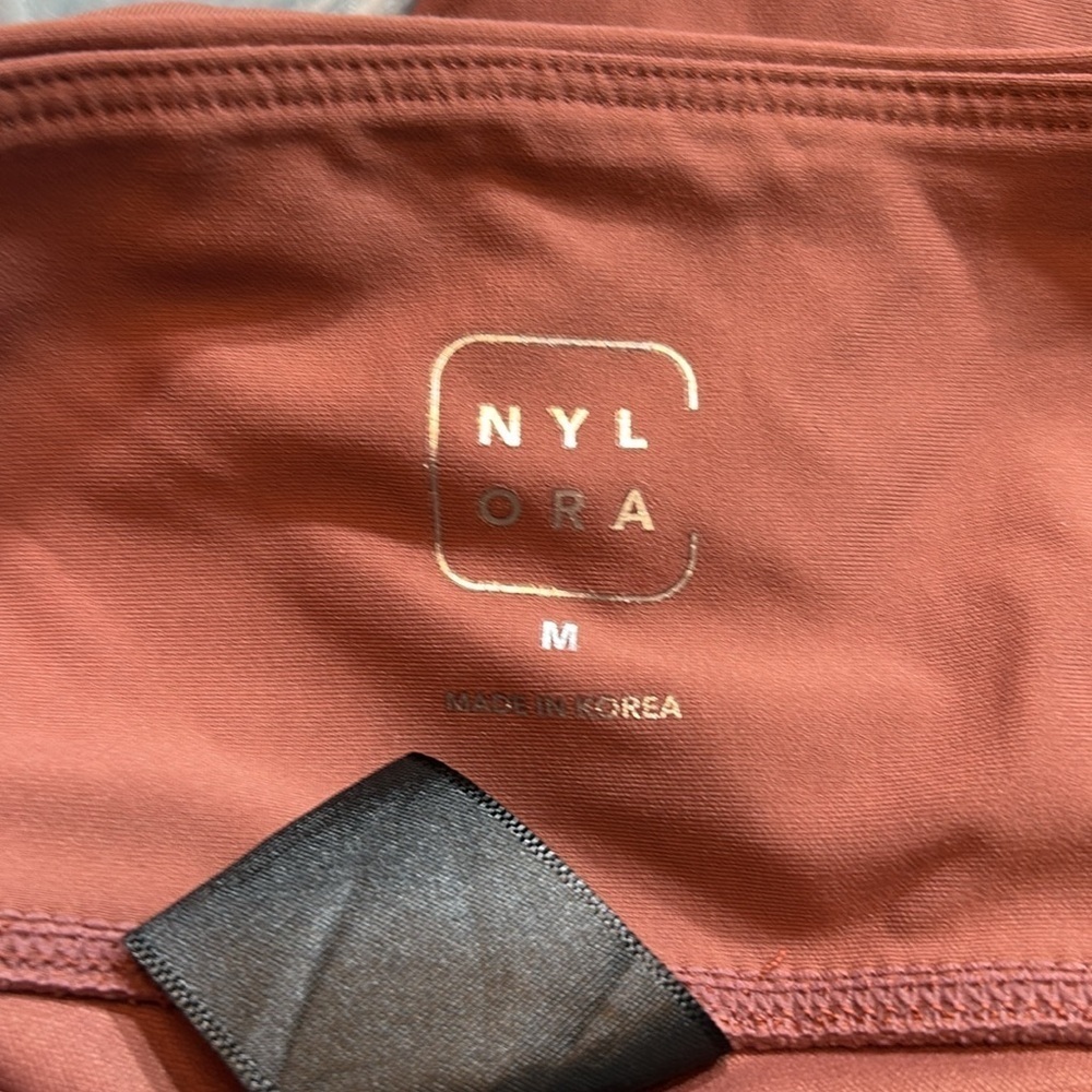 NYLORA Farrah Biker Brown Tan High Rise Shorts sz M - Picture 8 of 9